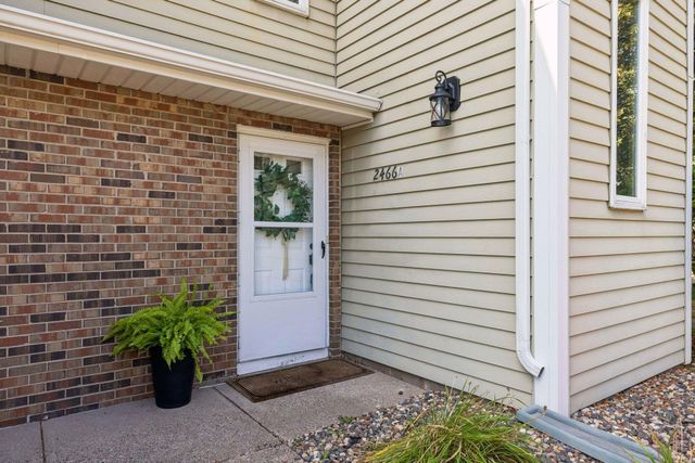 2466 Cobble Hill Alcove A, Woodbury, MN 55125