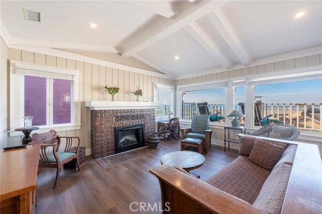 1835 Manhattan Ave, Hermosa Beach, CA 90254