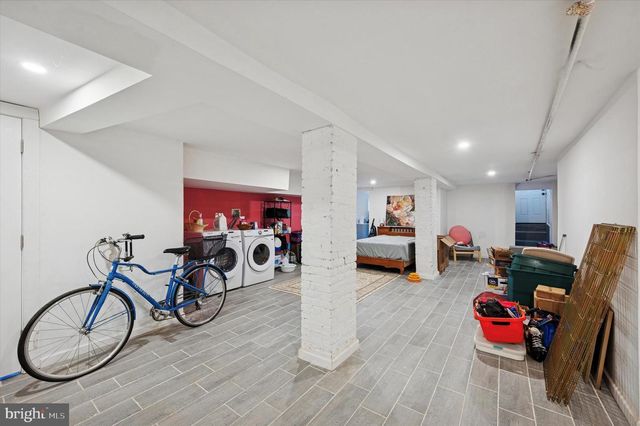 809 S 58TH ST, Philadelphia, PA 19143