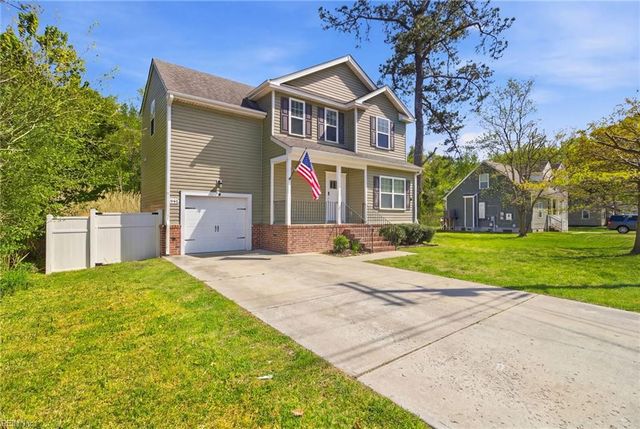 941 Michael DR, Chesapeake, VA 23323