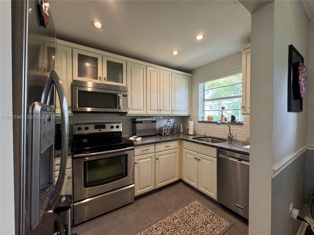 5580 SW 78th Street 137A, Miami, FL 33143