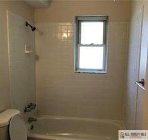 289 Main Street 9R, Spotswood, NJ 08884