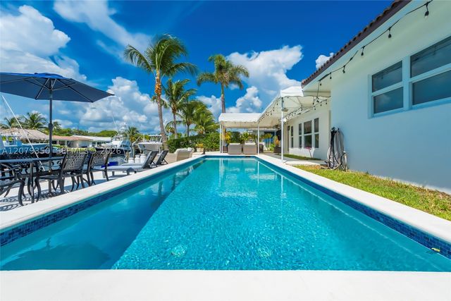 1440 SE 14th Dr, Deerfield Beach, FL 33441