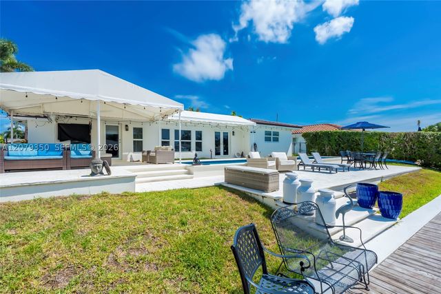 1440 SE 14th Dr, Deerfield Beach, FL 33441