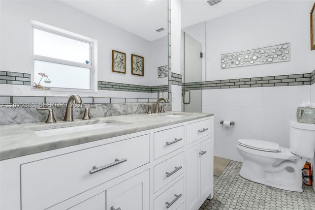 1440 SE 14th Dr, Deerfield Beach, FL 33441