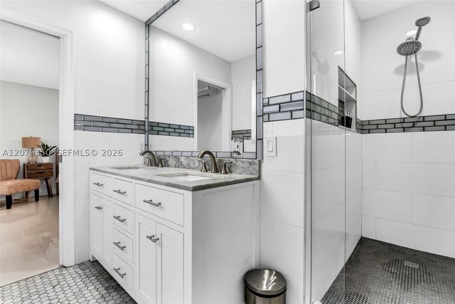 1440 SE 14th Dr, Deerfield Beach, FL 33441