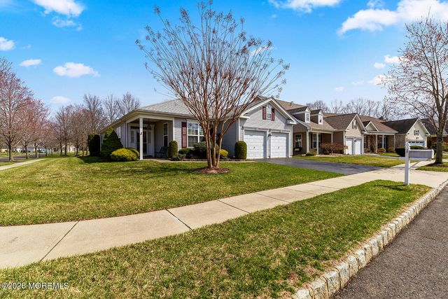 1 Colonial Way, Allentown, NJ 08501