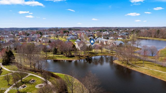 1 Colonial Way, Allentown, NJ 08501