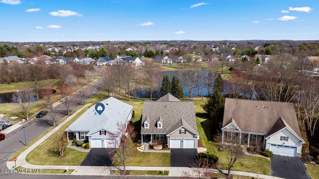 1 Colonial Way, Allentown, NJ 08501