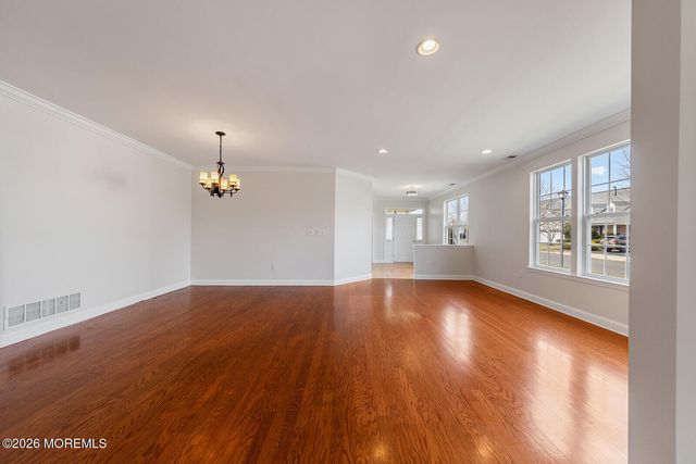 1 Colonial Way, Allentown, NJ 08501