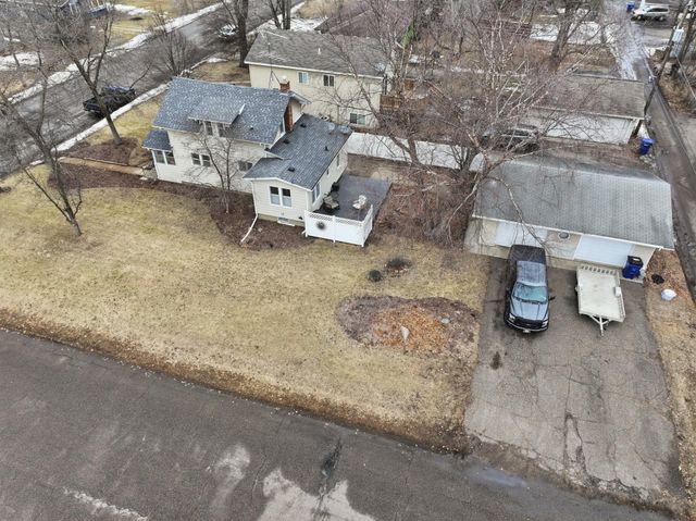 1128 8th Avenue SE, Saint Cloud, MN 56304