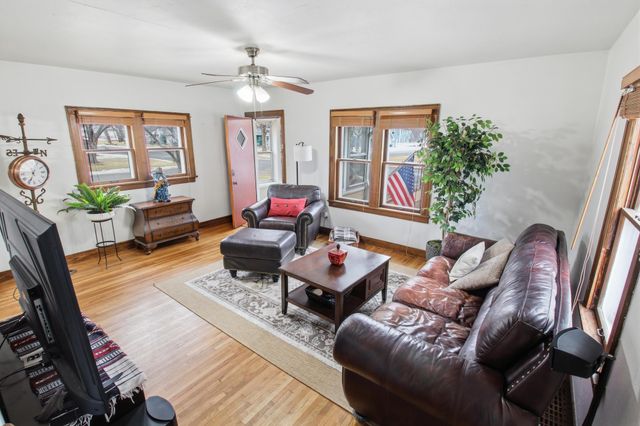 1128 8th Avenue SE, Saint Cloud, MN 56304