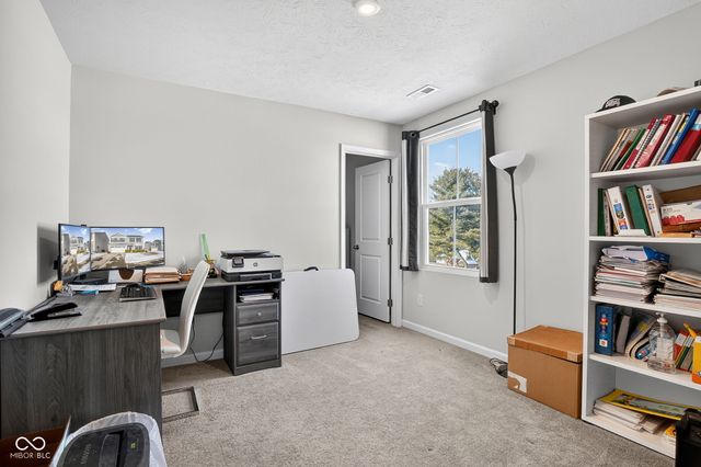 940 Sunchaser Road, Lebanon, IN 46052