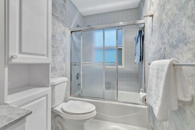 3140 NW 15th Street, Delray Beach, FL 33445