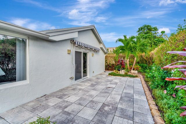 3140 NW 15th Street, Delray Beach, FL 33445