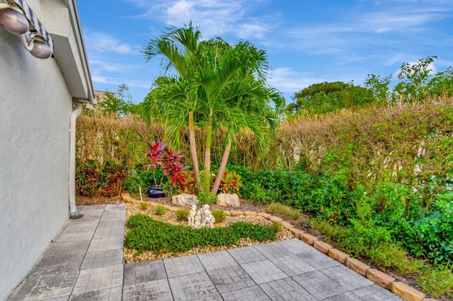 3140 NW 15th Street, Delray Beach, FL 33445