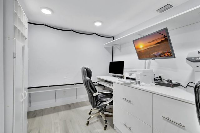 3140 NW 15th Street, Delray Beach, FL 33445