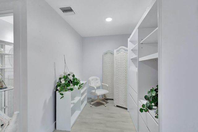 3140 NW 15th Street, Delray Beach, FL 33445