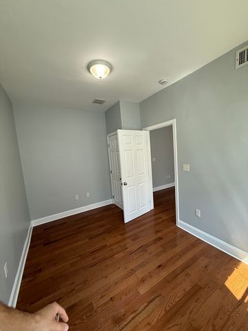 100 Intervale 2, Boston, MA 02121