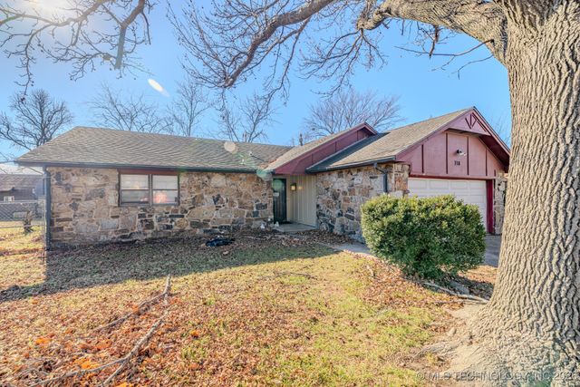 718 E Beaver Street, Jenks, OK 74037