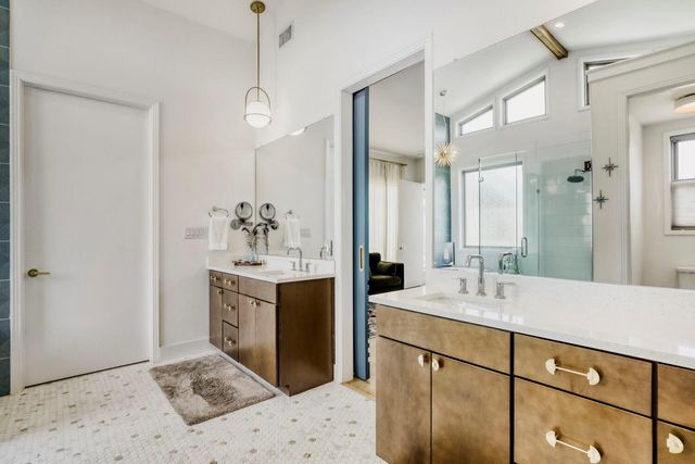 108 Tambra Lea LN, Liberty Hill, TX 78642