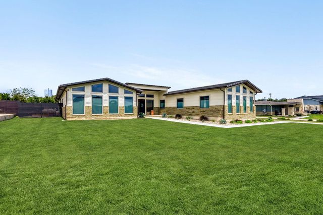 108 Tambra Lea LN, Liberty Hill, TX 78642