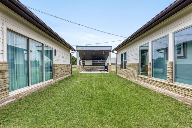 108 Tambra Lea LN, Liberty Hill, TX 78642