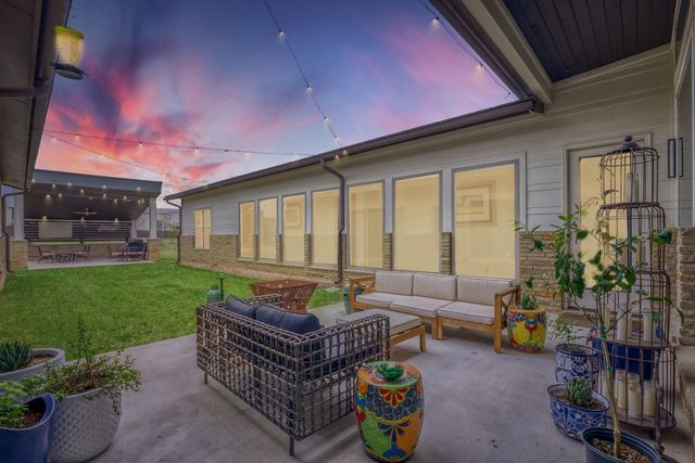 108 Tambra Lea LN, Liberty Hill, TX 78642