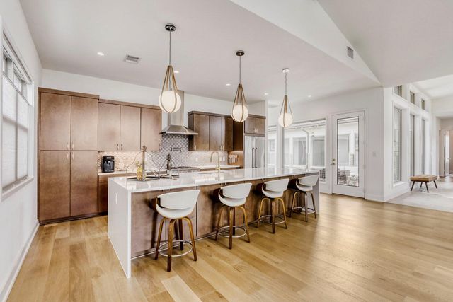 108 Tambra Lea LN, Liberty Hill, TX 78642