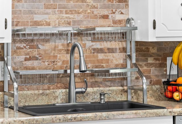 3324 Carrie Dr, Clarksville, TN 37042