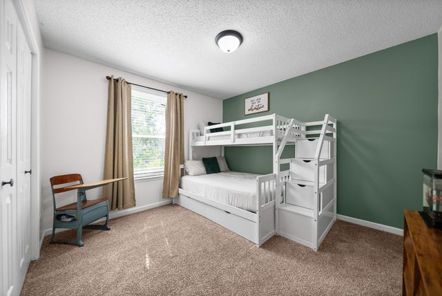 3324 Carrie Dr, Clarksville, TN 37042