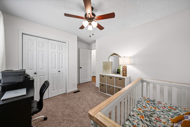 3324 Carrie Dr, Clarksville, TN 37042