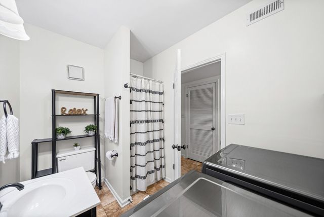 3324 Carrie Dr, Clarksville, TN 37042