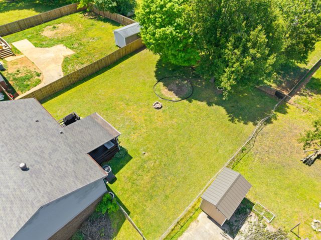 3324 Carrie Dr, Clarksville, TN 37042