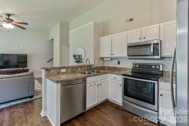 406 Courtland Court, Kannapolis, NC 28081