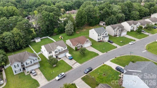 406 Courtland Court, Kannapolis, NC 28081