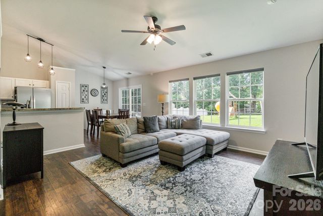 406 Courtland Court, Kannapolis, NC 28081
