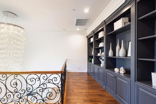 29475 Malibu View Court, Agoura Hills, CA 91301