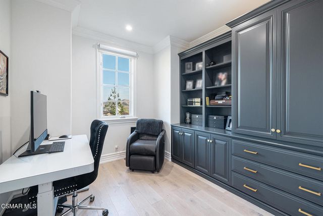 29475 Malibu View Court, Agoura Hills, CA 91301
