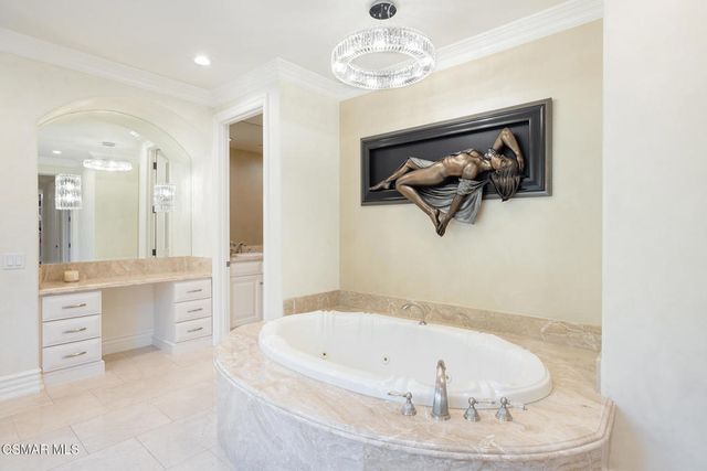 29475 Malibu View Court, Agoura Hills, CA 91301