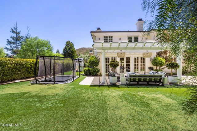 29475 Malibu View Court, Agoura Hills, CA 91301