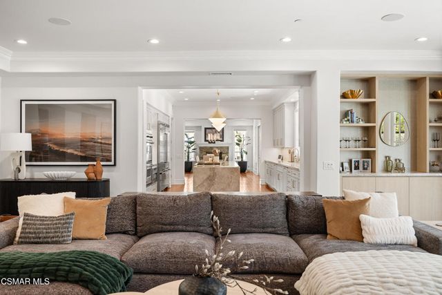 29475 Malibu View Court, Agoura Hills, CA 91301
