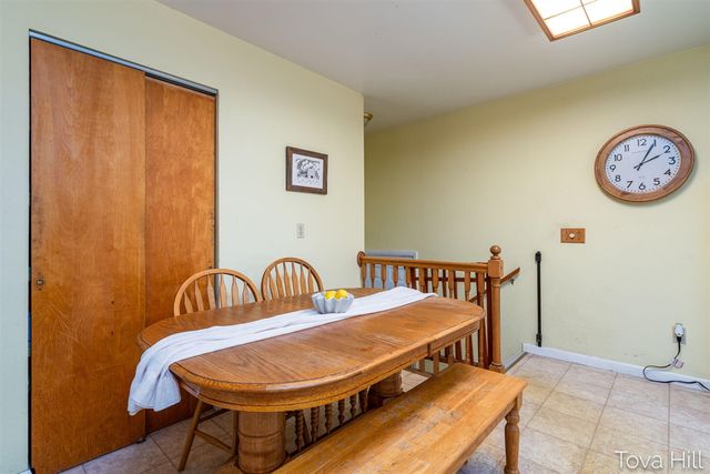 1111 Bretton Drive, Kalamazoo, MI 49006