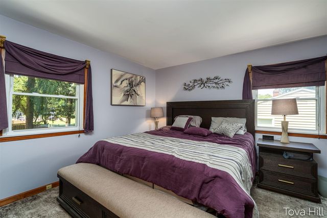 1111 Bretton Drive, Kalamazoo, MI 49006