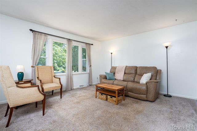 1111 Bretton Drive, Kalamazoo, MI 49006