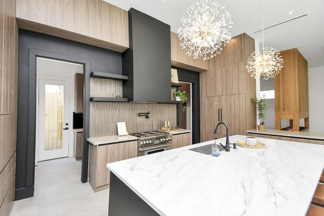 5414 John Dreaper Drive, Houston, TX 77056