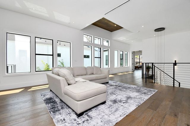 5414 John Dreaper Drive, Houston, TX 77056