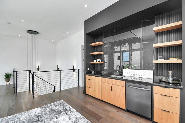 5414 John Dreaper Drive, Houston, TX 77056