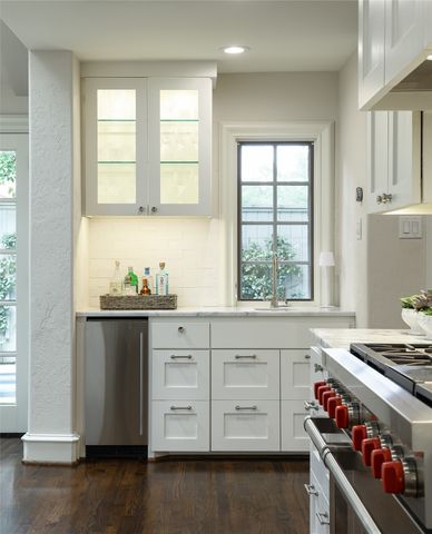 5460 Surrey Circle, Dallas, TX 75209