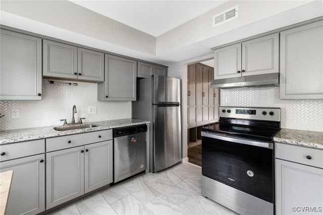 1553 United Ct, Henrico, VA 23238